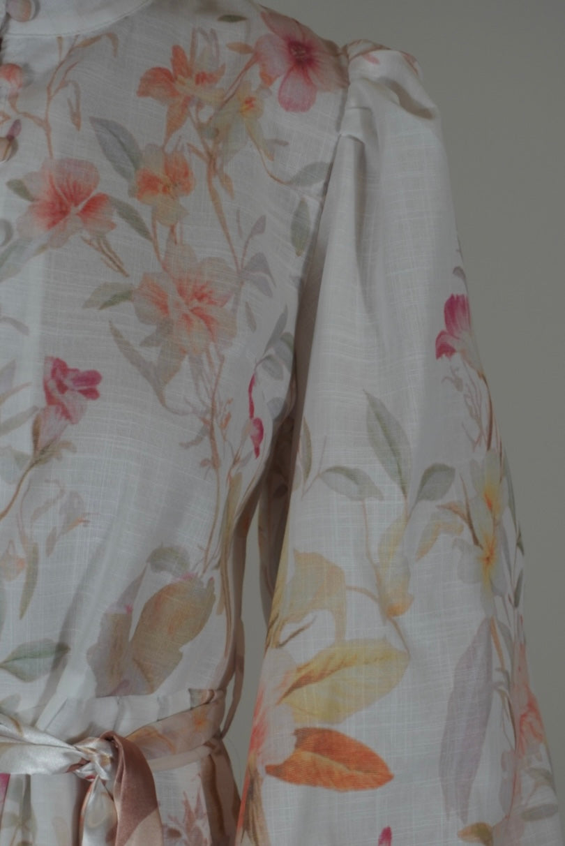Kleid mit Blumenmuster