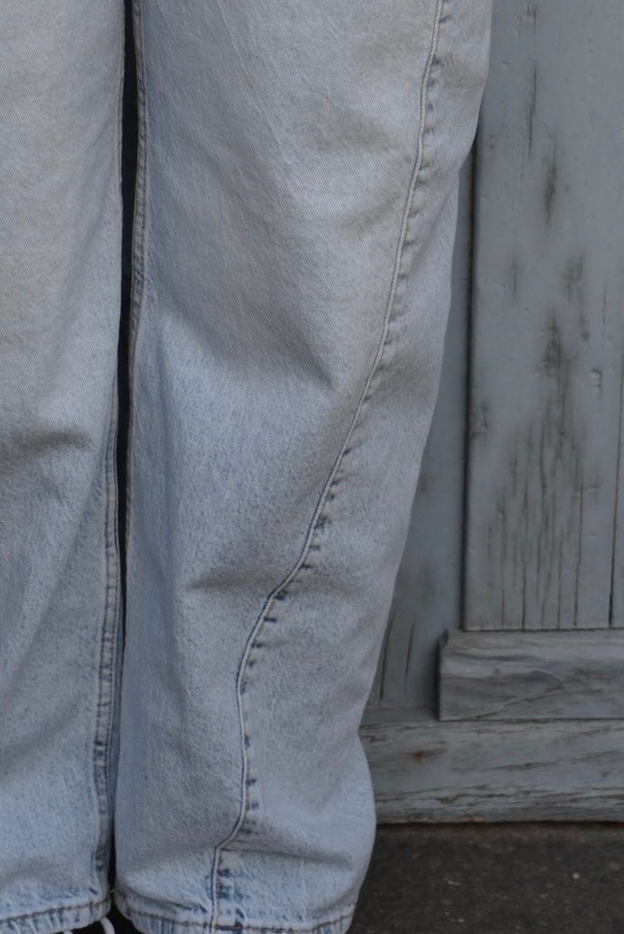 Mid Rise Baggy JEANS