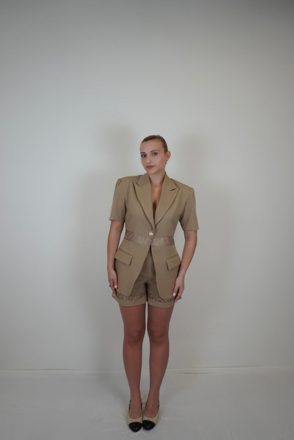 Anzug (Shorts und Blazer)