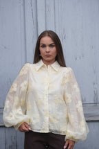 Bluse mit Puffärmeln