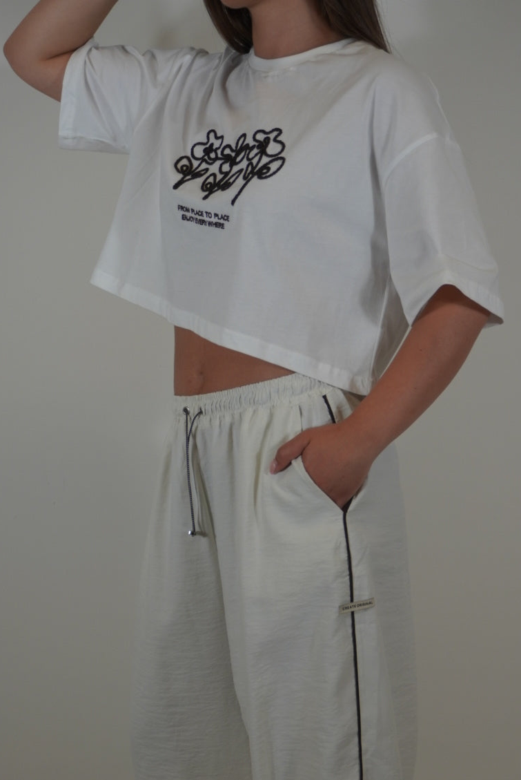 Kurzes T-Shirt