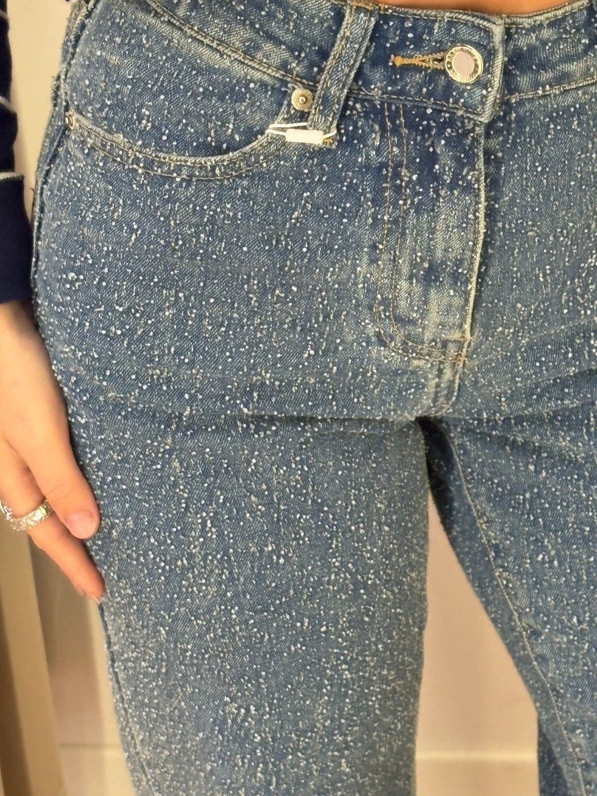 Straight Fit 834